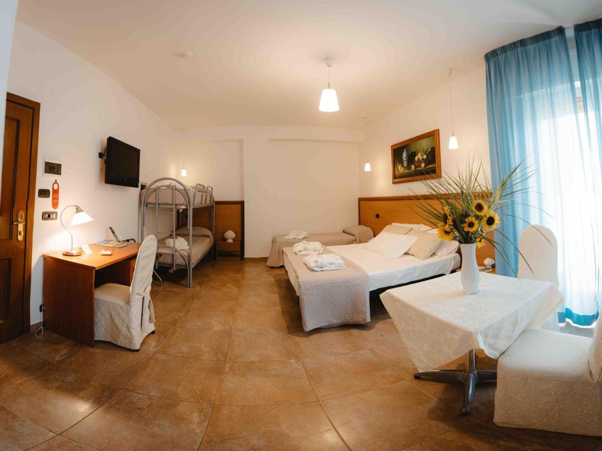 Accord Le Rose Hotel Palagiano