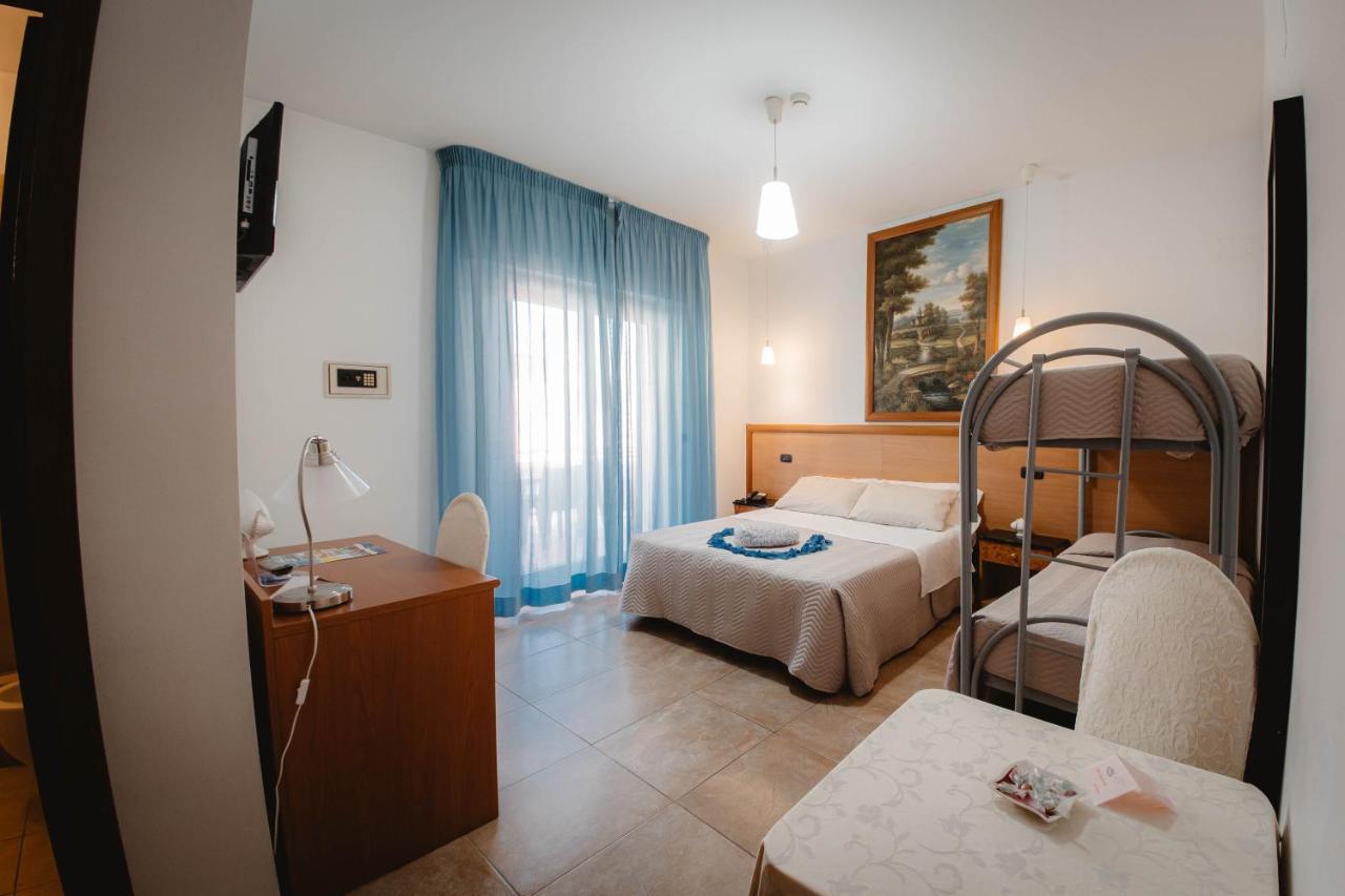 Hotel Accord Le Rose