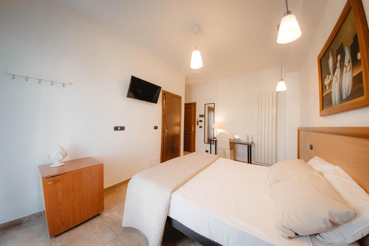 Accord Le Rose Hotel