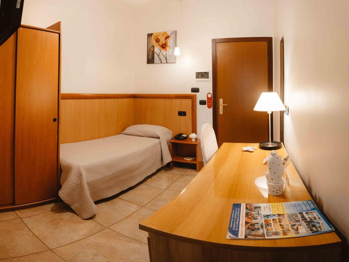Accord Le Rose Hotel 4*