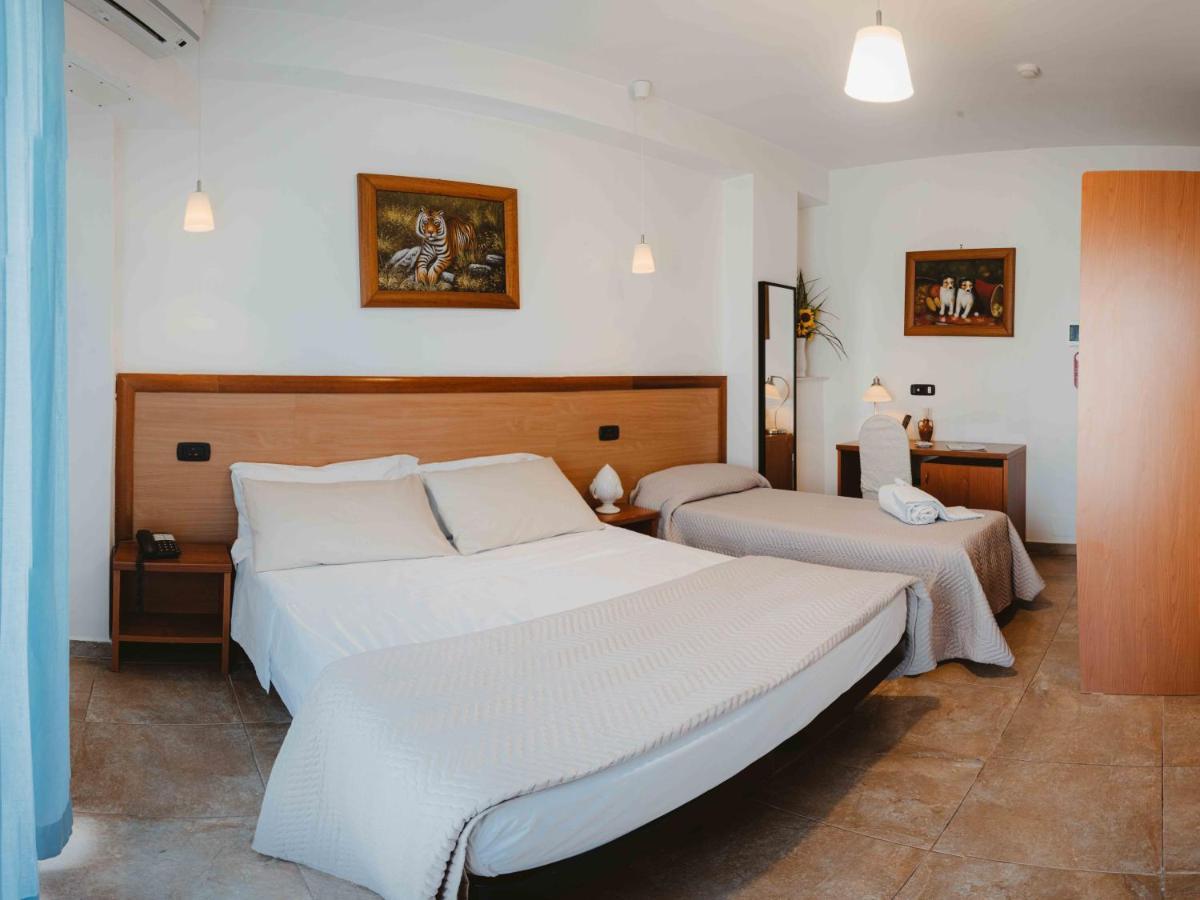 Accord Le Rose Hotel